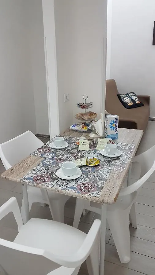 Holiday home Casa Aranci@Verde Marsala Italy